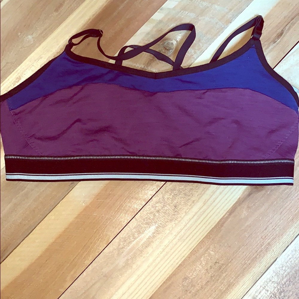 Manduka sports bra
